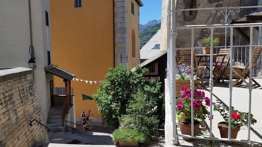 Maison A Tour Briancon エクステリア 写真
