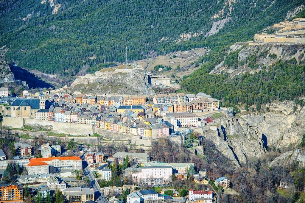 Maison A Tour Briancon エクステリア 写真